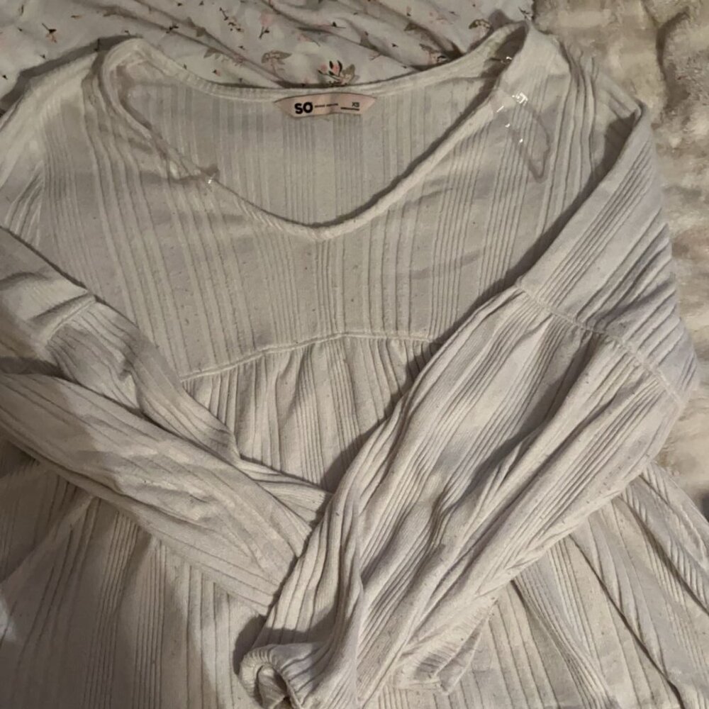 S.O. Small White Babydoll Longsleeve